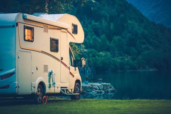 listado de negocios de alquiler de autocaravanas campers y caravanas